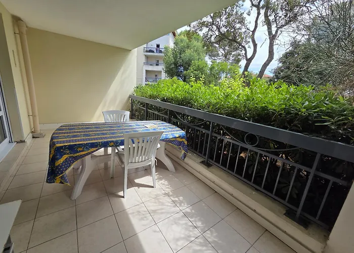4 Personnes Appartement Fréjus