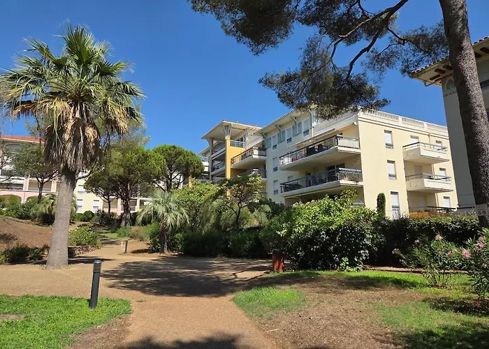 4 Personnes Appartement Fréjus